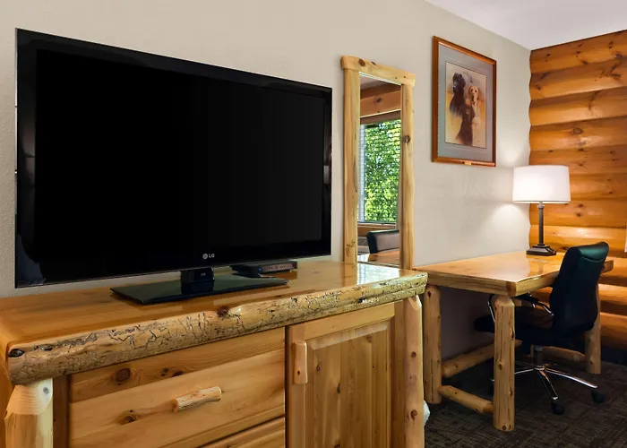 Best Western Northwoods Lodge